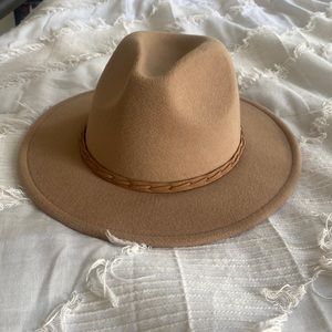 Felt hat